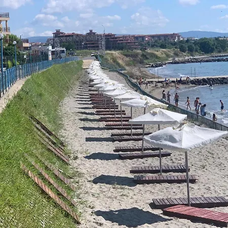 Beautiful Sea View In Midiya Family Grand Resort, Apartment Aheloy